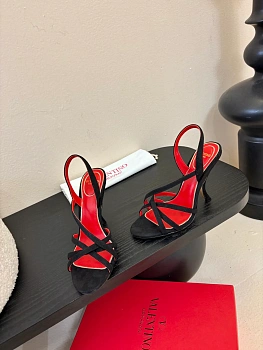 Босоножки Женские Valentino 805326