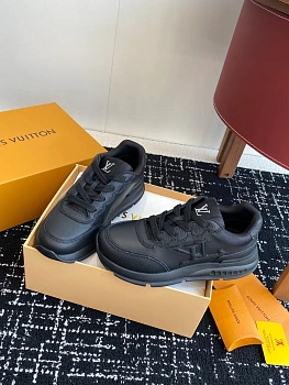 Кроссовки Мужские Louis Vuitton 28551