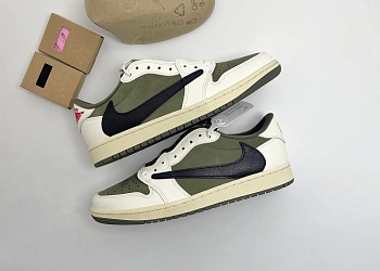 Кроссовки Женские Air Jordan 810727