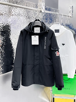 Куртки И Пуховики Мужские Moncler 9352360