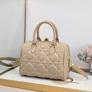Классические Сумки Женские Christian Dior 1449454