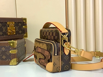 Сумки На Ремне Женские Louis Vuitton 111885