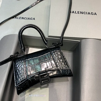 Классические Сумки Женские Balenciaga 11864267