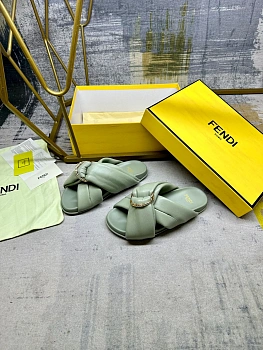 Шлепанцы Женские Fendi 19273