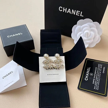 Бижутерия Chanel 1302356
