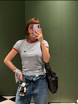 Футболки Женские Prada 11691618