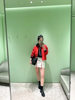 Куртки И Пуховики Женские Prada 5540539