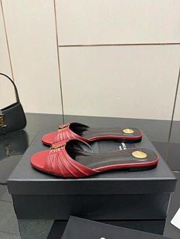 Шлепанцы Женские Saint Laurent 11682311