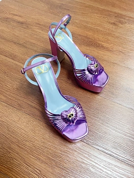 Босоножки Женские Valentino 10994250