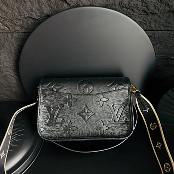 Классические Сумки Женские Louis Vuitton 11394985