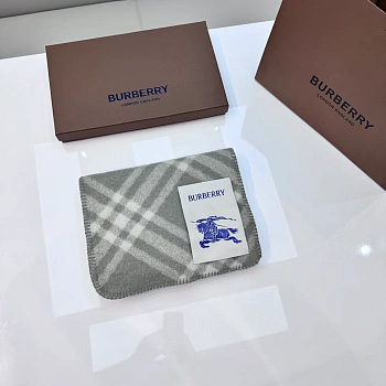 Шарфы Burberry 3852