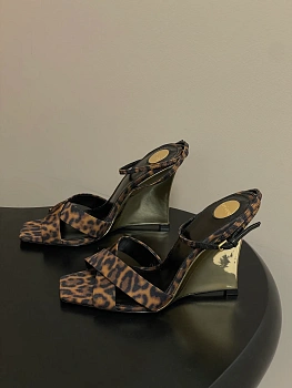 Босоножки Женские Saint Laurent 2597139