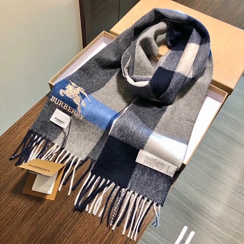 Шарфы Burberry 588320