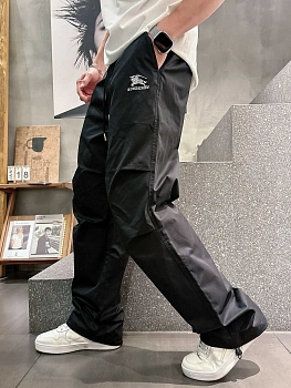 Брюки Мужские Burberry 13147772