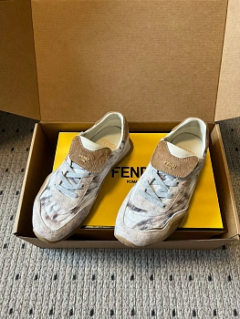 Кроссовки Женские Fendi 394101