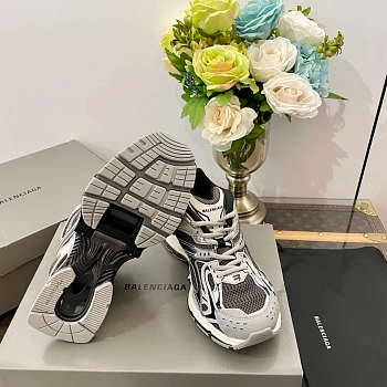 Кроссовки Женские Balenciaga 12656240