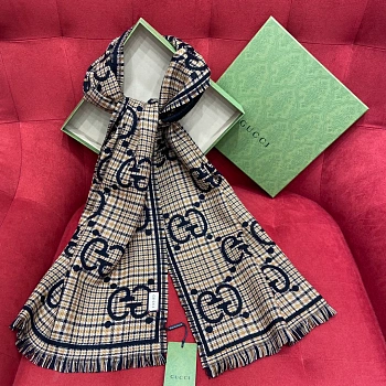 Шарфы Gucci 832133