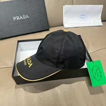 Головные Уборы Prada 11362253