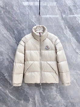 Куртки И Пуховики Мужские Moncler 619042