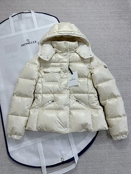 Куртки И Пуховики Женские Moncler 4627599