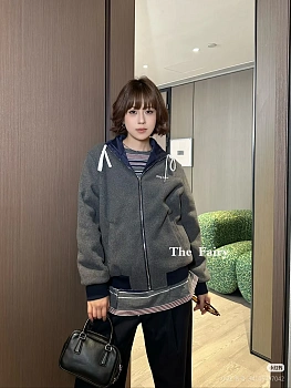 Куртки И Пуховики Женские Miu Miu 687172