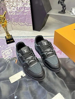 Кроссовки Женские Louis Vuitton 890296