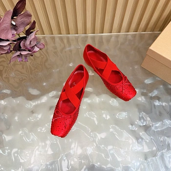 Туфли Женские Christian Louboutin 3901541