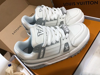 Кроссовки Женские Louis Vuitton 1124310