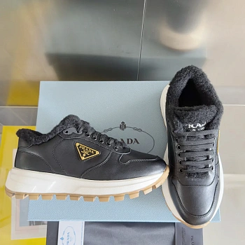 Кроссовки Женские Prada 162547