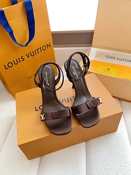 Босоножки Женские Louis Vuitton 13084434