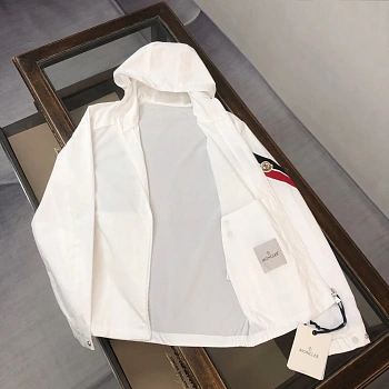 Куртки И Пуховики Мужские Moncler 9599158