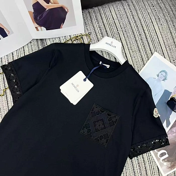 Футболки Женские Moncler 11897989