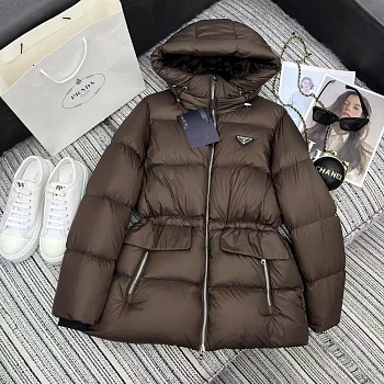 Куртки И Пуховики Женские Prada 385386