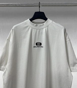 Футболки Женские Balenciaga 9495930