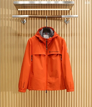 Куртки И Пуховики Мужские Moncler 11602515