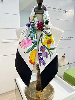 Платки Gucci 2578539