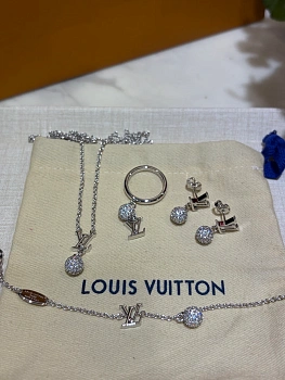 Бижутерия Louis Vuitton 822915