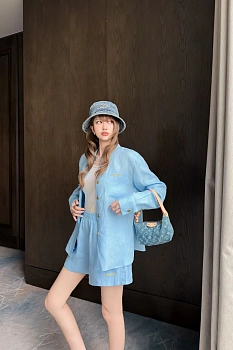 Костюмы Женские Louis Vuitton 12766129