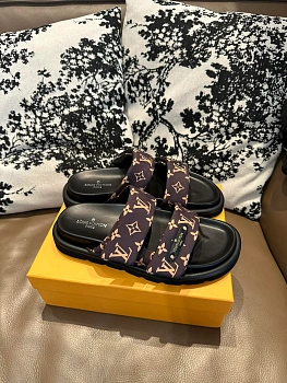 Шлепанцы Женские Louis Vuitton 71814