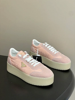 Кроссовки Женские Prada 12810937