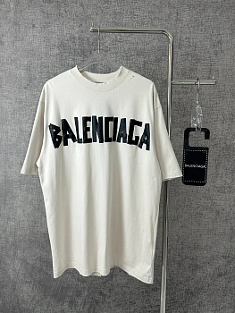 Футболки Женские Balenciaga 17200