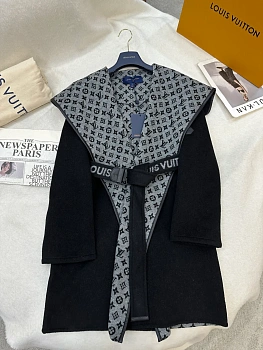Пальто Женские Louis Vuitton 460787