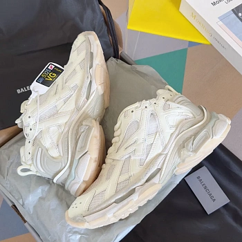Кроссовки Женские Balenciaga 4439948