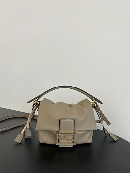 Классические Сумки Женские Fendi 13546207
