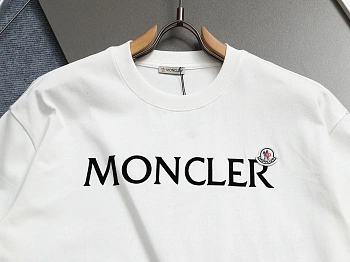 Футболки Женские Moncler 1617495