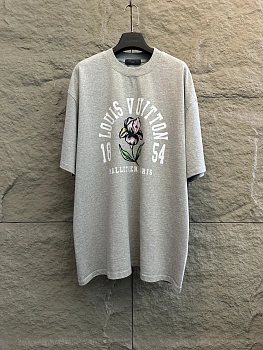Футболки Женские Louis Vuitton 12952573