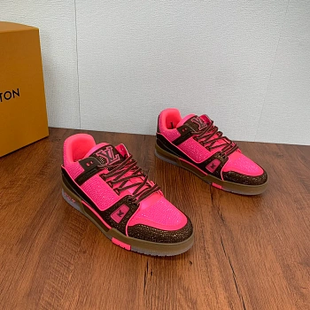Кроссовки Женские Louis Vuitton 9814276