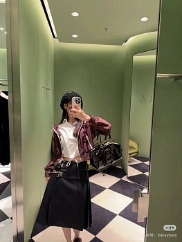 Классические Сумки Женские Prada 14659