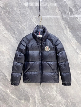 Куртки И Пуховики Женские Moncler 619043