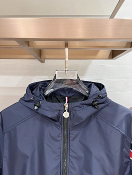 Куртки И Пуховики Мужские Moncler 11392210